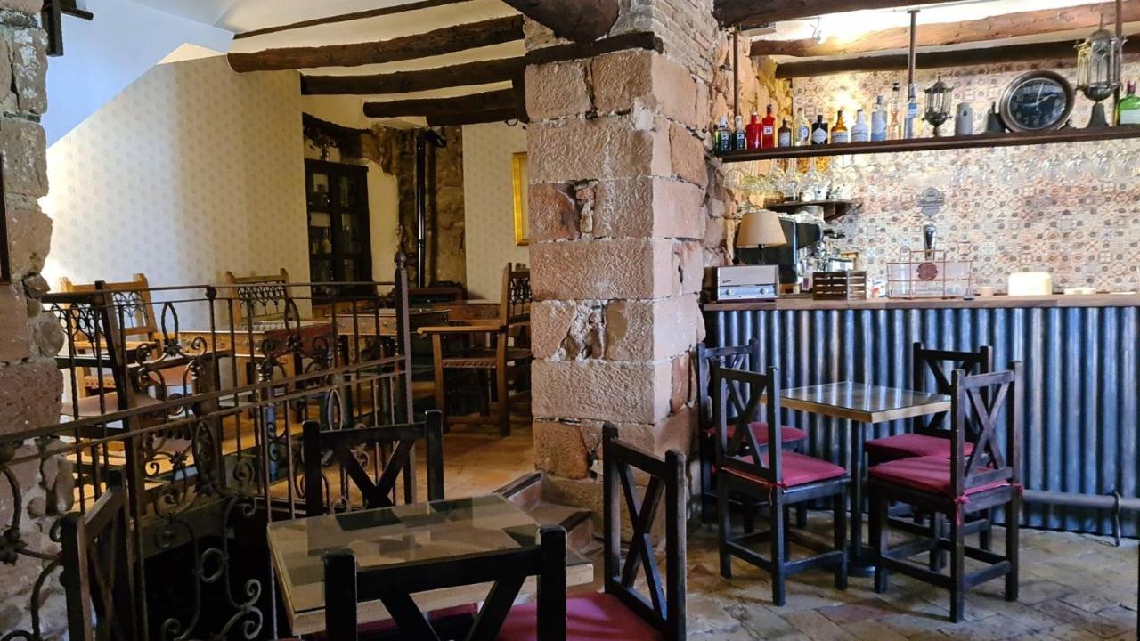 Baños de la Encina Palacete Maria Rosa מראה חיצוני תמונה